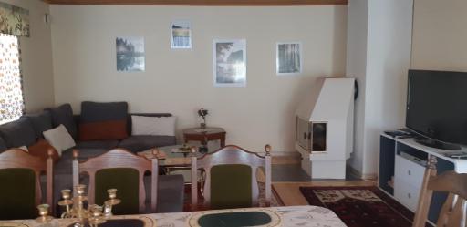 Semestervilla vid sjö - Housity