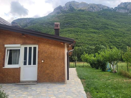 Lola Guest House - Housity