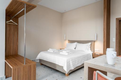 Beach Phaos Residence, Your Stylish Crete Retreat - Housity