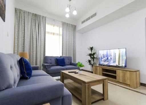 RH- Spacious 2BR, Steps Away from Mall of Emirates, Al Barsha - Housity