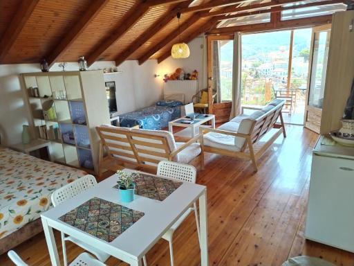 Nikos Loft Olympia - Housity