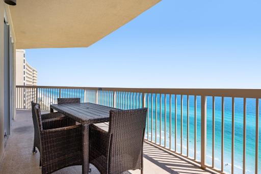 Sunrise Beach Resort 2001 - Housity