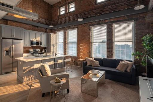 Entire Historic Building Sleeps 30 - Housity