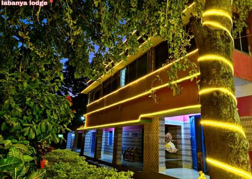 Labanya guest house - Housity