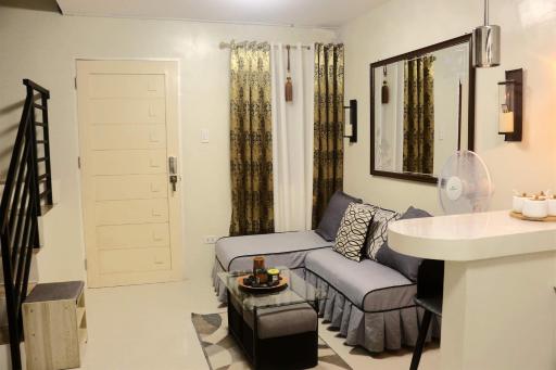 E4 Evanz Apartment with parking area - Housity