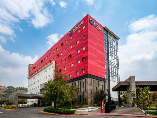 Ramada Encore by Wyndham Guadalajara Sur - Housity