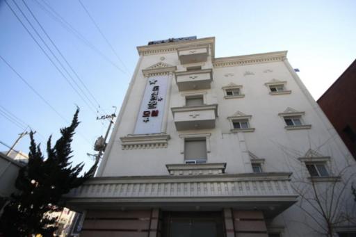 Dream of City Motel - Housity