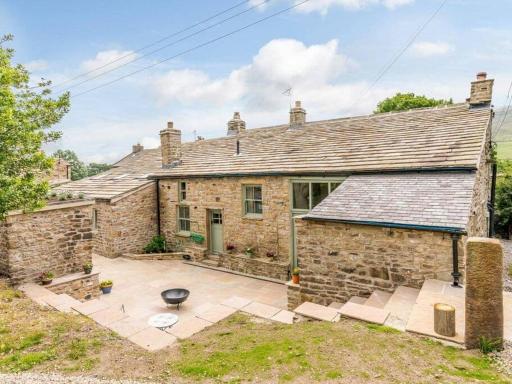 Martin's Farm House - Housity
