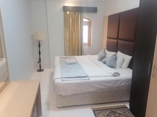 SADAR HOTEL - Housity