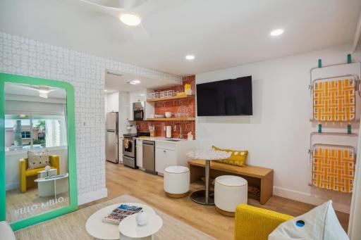 Shore Enuff - Housity