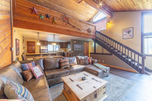 264 - Beautiful Spacious Pet-Friendly Townhome - Housity