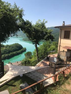 Ma. De House Lago del Turano - Housity