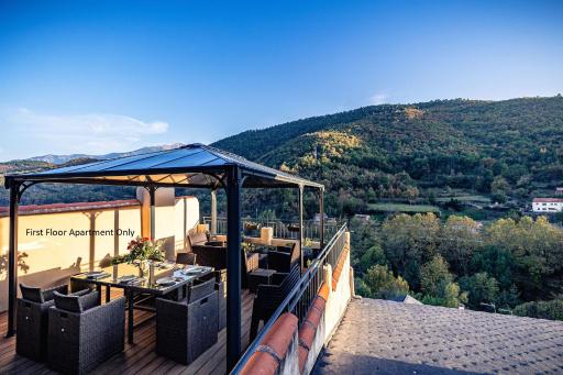 Sundrenched Relais de Poste in Serdinya - Housity