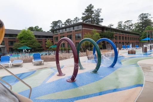 Williamsburg Woodlands Hotel & Suites, an official Colonial Williamsburg Hotel - Housity