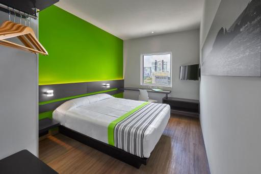 City Express Junior by Marriott Puebla Angelopolis - Housity