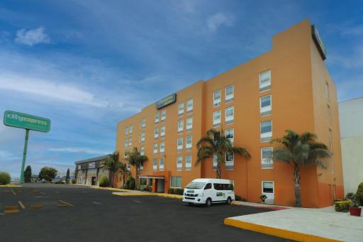 City Express Junior by Marriott Toluca Aeropuerto - Housity