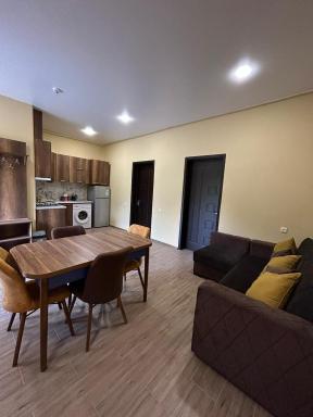 Hotel Mirioni - Housity
