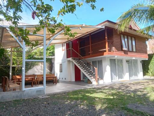 Banda Aceh Batoh Homestay - private - fits up to 8 persons - Housity