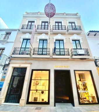 Apartamentos Turísticos Espinel - Housity