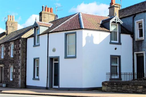 Beeswing, a Victorian Gem in Biggar - Housity