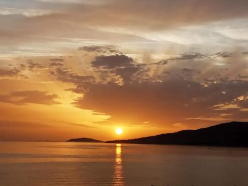 Stylish 3 room apartment with amazing sea views - Housity