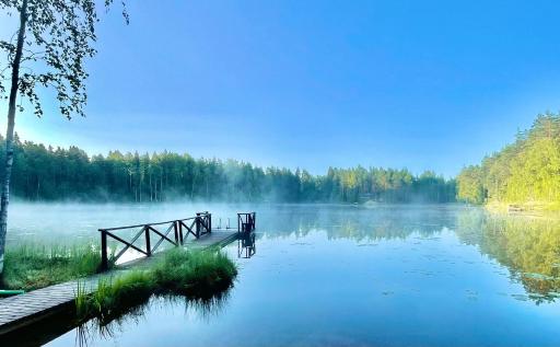 Well equipped cottage facing 2 lakes - Housity