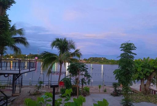 Techno Riverview Resort - Housity