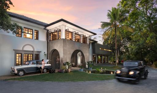 The Elephant Stables - Housity