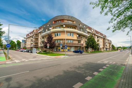 Apartmany Zlatovska - Housity