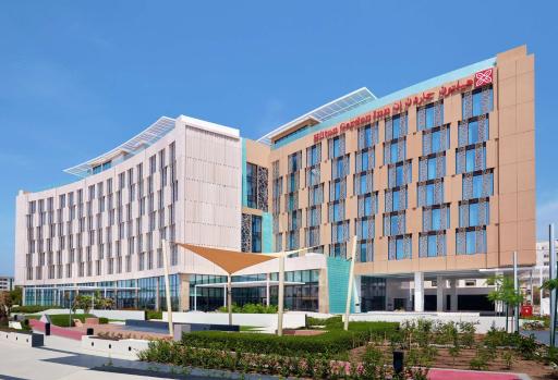 Hilton Garden Inn Muscat Al Khuwair - Housity