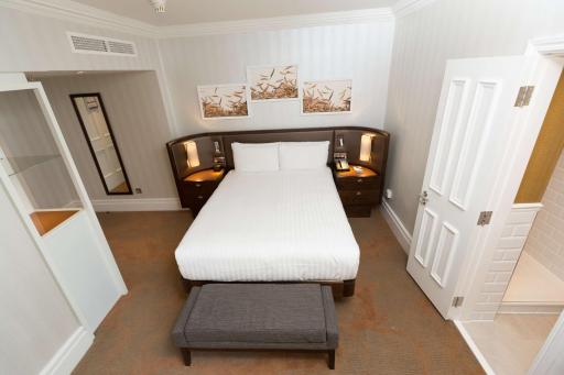 Hilton London Hyde Park - Housity
