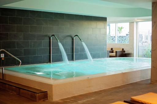 Hilton Southampton - Utilita Bowl - Housity