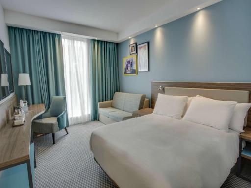 Hampton By Hilton Edinburgh Airport - Housity