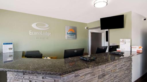 Econo Lodge Portage - Housity