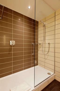 Hilton Garden Inn Doncaster Racecourse - Housity