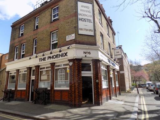 The Phoenix Hostel - Housity
