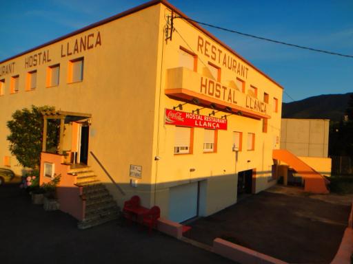 Pensió Restaurant Llança - Housity