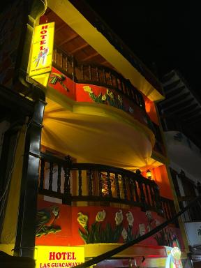 Hotel Las Guacamayas Guatapé - Housity