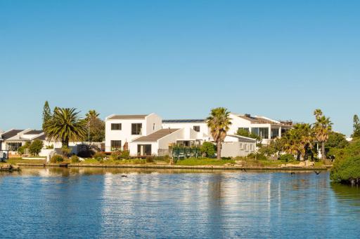 Vlei Cove Guesthouse - Housity