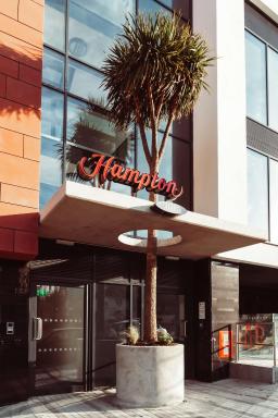Hampton By Hilton Torquay - Housity