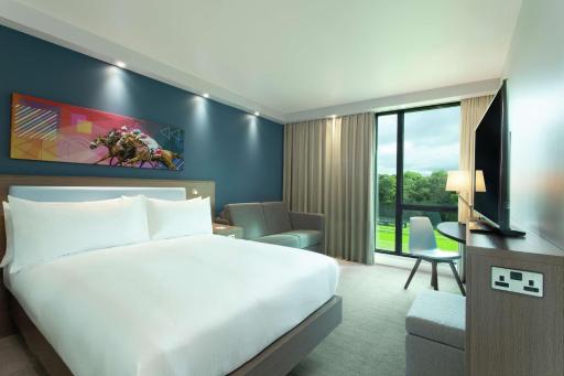 Hampton By Hilton Hamilton Park - Housity