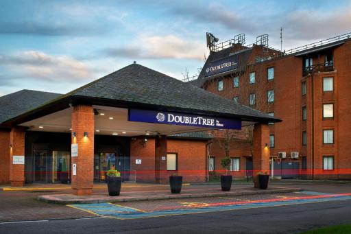 DoubleTree by Hilton Manchester Airport - Housity