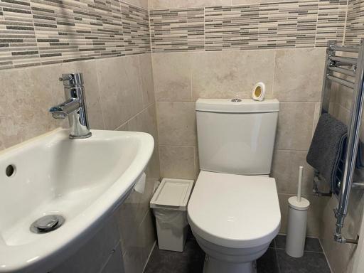 Amazing Studio Room in Ilford! - Housity