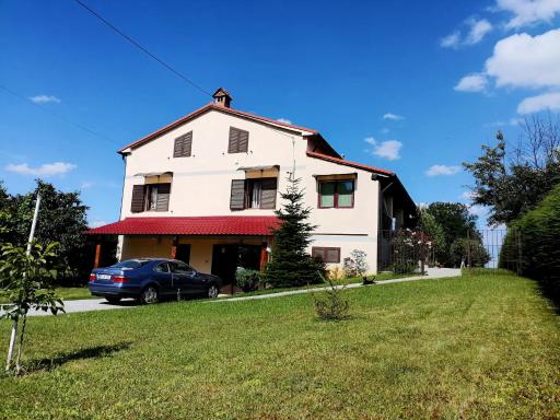 Casa de Vacanță S&B - Housity