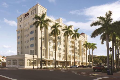 Hampton Inn & Suites Bradenton - Housity