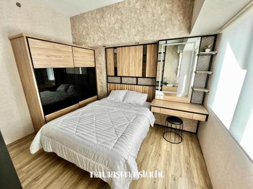Nawasena Studio at Solo Paragon Apartment - Housity