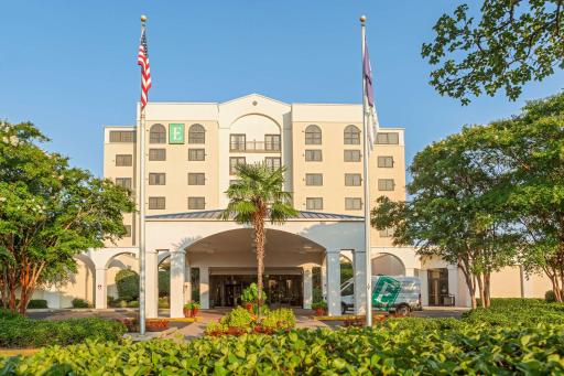 Embassy Suites by Hilton Columbia Greystone - Housity