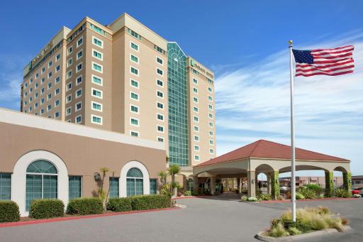 Embassy Suites by Hilton Monterey Bay Seaside - Housity