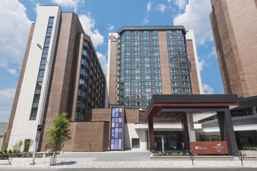 Hilton Garden Inn Ottawa Downtown - Housity