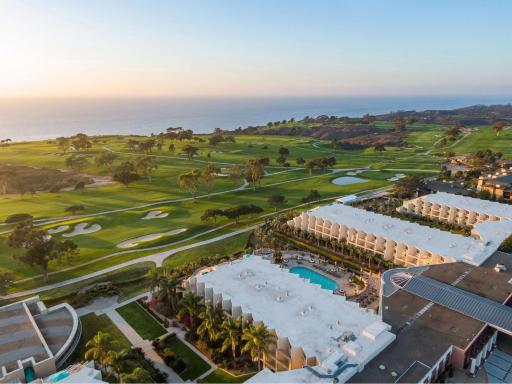 Hilton La Jolla Torrey Pines - Housity